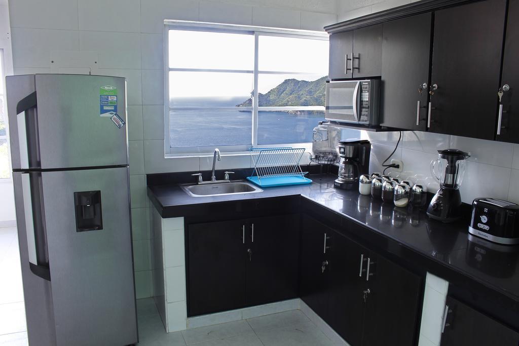 Suitehouse Taganga Exterior foto